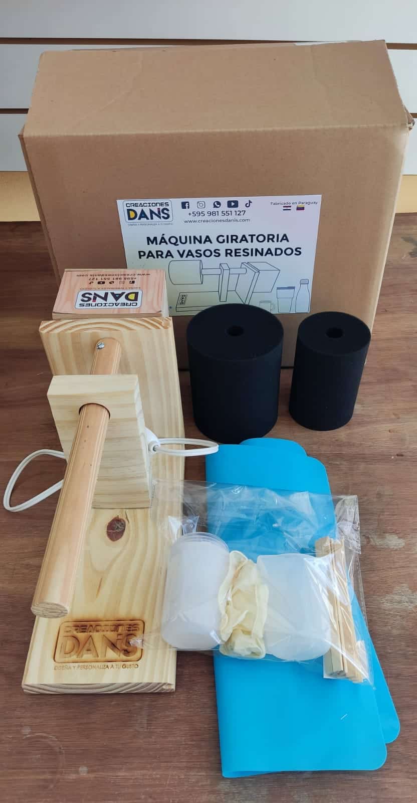Máquina giratoria para vasos resinados