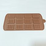 Molde de silicona was melts chocolate